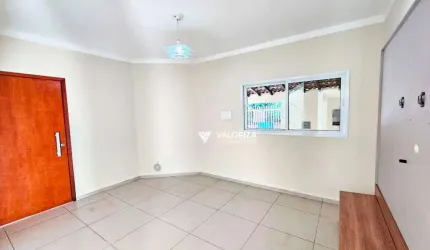 Casa com 2 quartos, sendo 1 suíte  à venda, 204 m² por R$ 450.000 - Jardim Serrano - Votorantim/SP