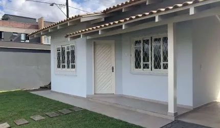 Casa de Esquina com 3 Quartos (1 Suite) a Venda no Bairro Gloria | Joinville/SC