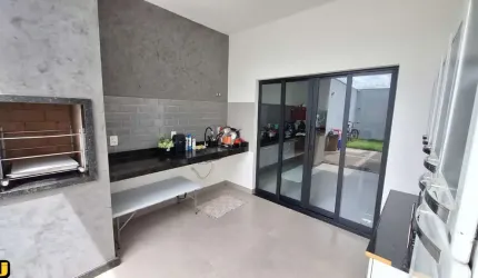 Casa com 3/4 à venda na Zona Sul de Uberlândia, bairro Laranjeiras!