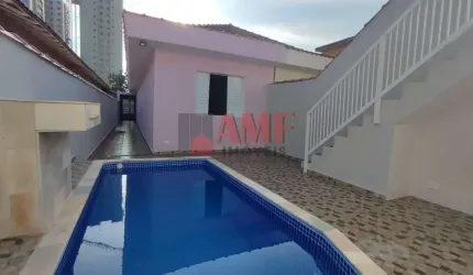 Casa com Edicula à 80 metros da Praia do Vera Cruz em Itanhaém