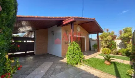 Casa a 70 metros da praia no Cibratel I