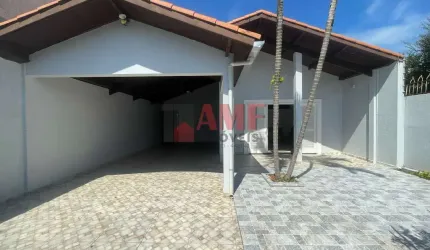 Casa Incrível a 200 metros da Praia no Satélite