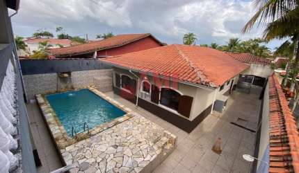 Casa com Piscina no Cibratel II