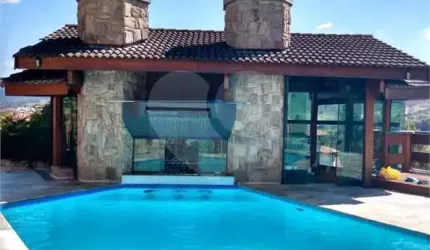 Casa com 4 quartos à venda em Centro - SP