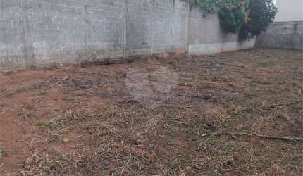 Terreno à venda em Alvinópolis - SP