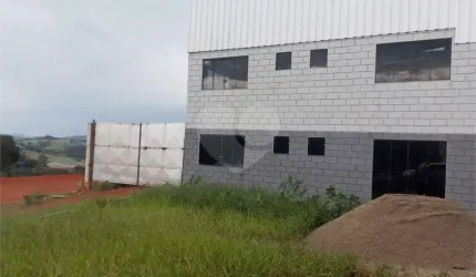 Galpão para locação em Centro - SP