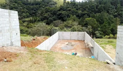 Terreno à venda em Centro - SP