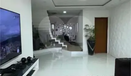 Casa com 3 quartos à venda em Jardim Imperial - SP