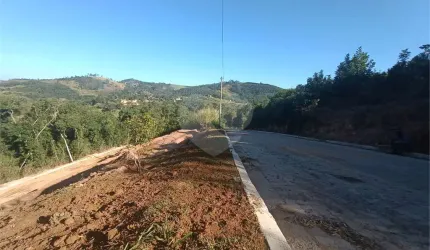 Loteamento à venda em Centro - SP