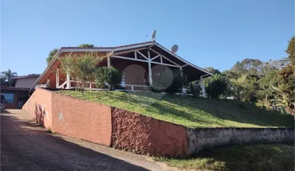 Chácara com 4 quartos à venda em Chácaras Fernão Dias - SP
