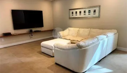 Casa com 3 quartos à venda ou para locação em Tanque - SP