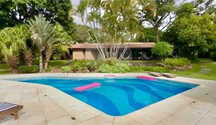 Casa com 4 quartos à venda em Vila Santista - SP