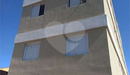 Apartamento com 2 quartos para locação em Alvinópolis - SP