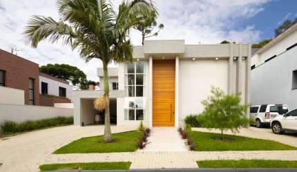 Casa em condominio no BUTIATUVINHA com 420m²