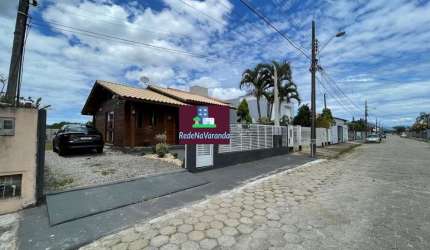 Casa à venda no bairro Carianos - Florianópolis/SC