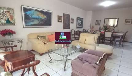 Apartamento com 3 quartos (1 suíte) 2 vagas - Centro - Florianópolis/SC