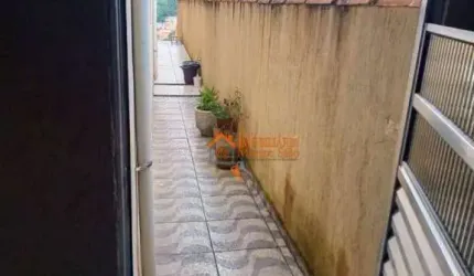 Sobrado com 3 dormitórios à venda, 170 m² por R$ 689.000,00 - Cidade Soberana - Guarulhos/SP