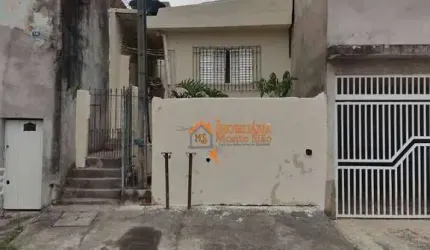 Sobrado com 4 dormitórios à venda, 200 m² por R$ 426.000,00 - Cidade Soberana - Guarulhos/SP