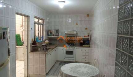 Casa com 3 dormitórios para alugar por R$ 6.102,00/mês - Vila São João - Guarulhos/SP