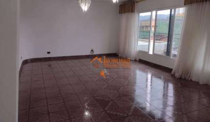 Sobrado com 3 dormitórios à venda, 230 m² por R$ 1.100.000,00 - Cesar de Souza - Mogi das Cruzes/SP