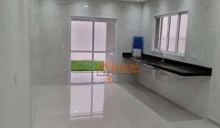 Sobrado com 3 dormitórios à venda, 114 m² por R$ 860.000,00 - Center Ville - Arujá/SP