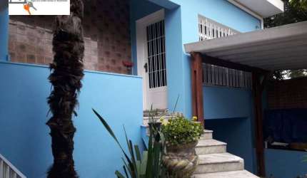 Casa com 3 dormitórios à venda, 250 m² por R$ 745.000,00 - Cidade Maia - Guarulhos/SP