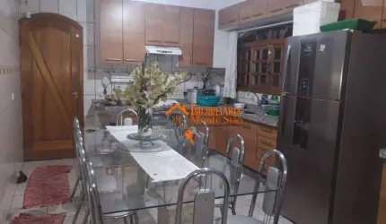 Sobrado com 3 dormitórios à venda por R$ 679.000,00 - Parque Flamengo - Guarulhos/SP