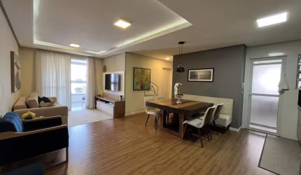 Espaçoso Apartamento com 02 quartos sendo 01 suíte localizado na Praia Comprida - São José - SC.