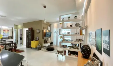 Apartamento com 03 quartos sendo 01 suíte 03 BWC localizado em Barreiros, São José - SC.