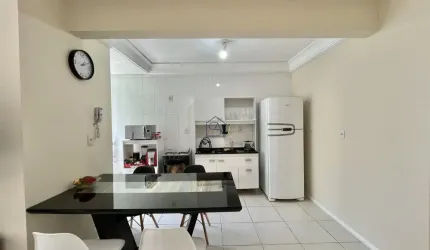 Apartamento com 02 quartos sendo 01 suíte 02 BWC localizado em Campinas, São José - SC.