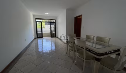 Apartamento com 03 quartos sendo 01 suíte 02 BWC localizado no Kobrasol, São José - SC.