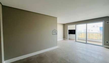 Apartamento com 02 quartos sendo 02 suítes e 03 BWC localizado em Campinas, São José - SC.