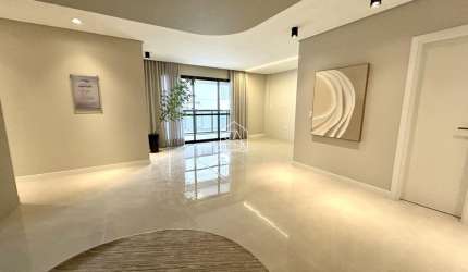 Apartamento com 03 quartos sendo 03 suítes 04 BWC localizado no Kobrasol, São José - SC.