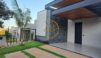 Linda casa térrea e novinha em condomínio fechado