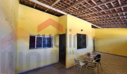 Casa para Venda em São Luís, Cohab, 2 dormitórios, 1 suíte.