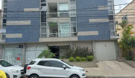 Excelente apartamento três quartos no Cascatinha