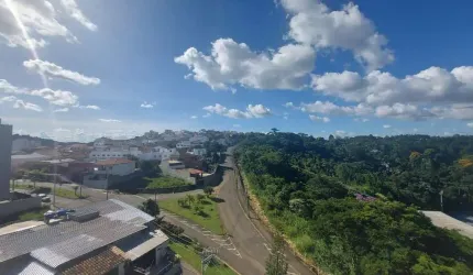 Excelente Cobertura de 4 quartos no Aeroporto
