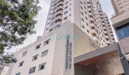 Apartamento imponente de 3/4 com três suítes com 135 m2 por R$950.000,00
