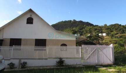 Granja Completa e Aconchegante Pertinho da Cidade Mobiliada