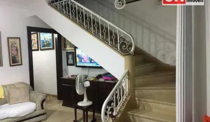 Sobrado com 3 quartos para alugar, 240 m² por R$ 10.200/mês - José Menino - Santos/SP