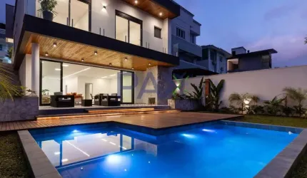 Casa em condomínio fechado com 3 quartos à venda na Rua das Cabreúvas, 51, Pedra Branca, Palhoça por R$ 2.580.000