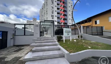 Apartamento semimobiliado com 79 m² no Itacorubi, ideal para famílias