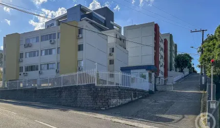 Encontre a tranquilidade de um lar no Estreito, em Florianópolis