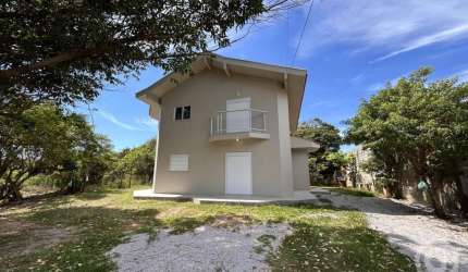 Alugue um apartamento aconchegante na praia da Armação