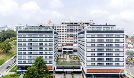 Apartamento com três suítes para alugar no Jardim Atlântico