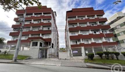 Kitnet mobiliada com vista para a tranquilidade no bairro Trindade, em Florianópolis