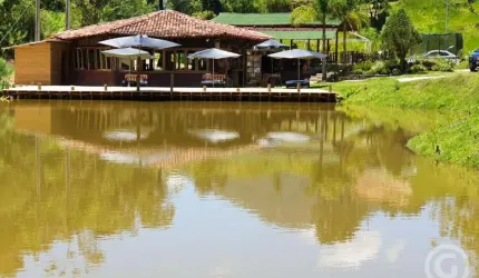 Espaço comercial ideal para eventos em Santo Amaro da Imperatriz