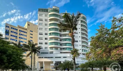 Apartamento espaçoso e confortável para alugar em Coqueiros, Florianópolis