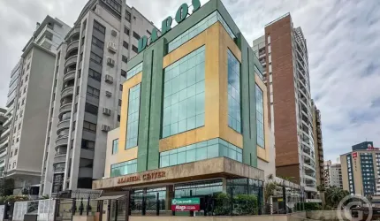 Espaço comercial estratégico no Centro de Florianópolis