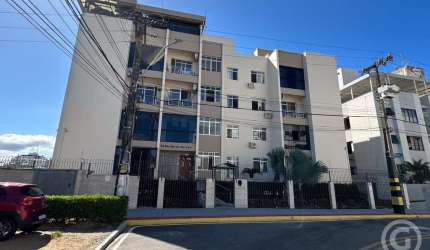 Apartamento semimobiliado com 2 quartos no bairro Itaguaçu, em Florianópolis